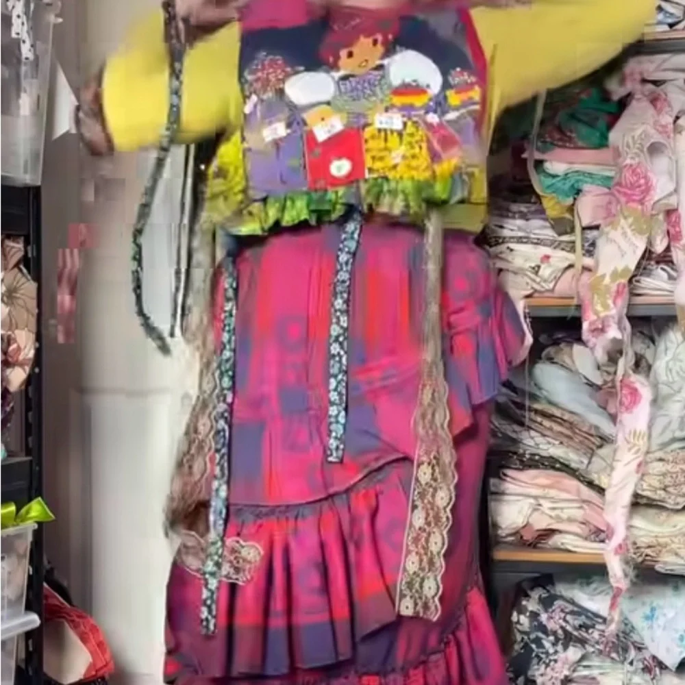 Vibrant Asymmetrical Skirt in Red and Purple - Picture 2 of 3